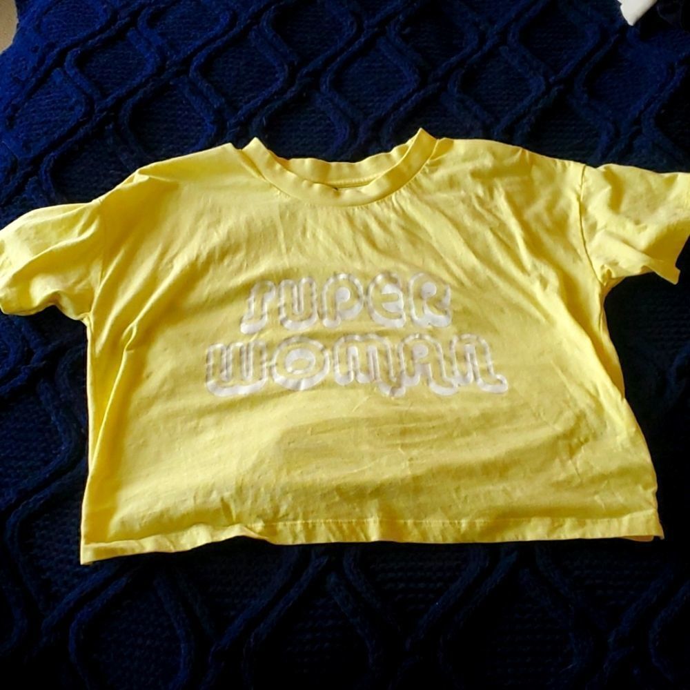 Hyper "Super Woman" cropped t shirt